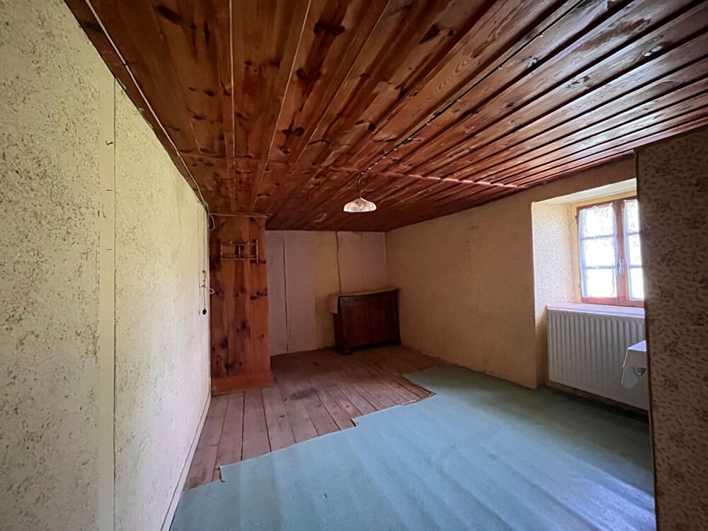 Vente Maison Corps de ferme à renover dans petit hameau Saugues