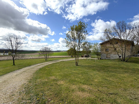   Grande maison en bois avec vue imprenable Maison - 5 pi�ce(s) - 148 m�
