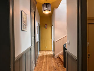  Villa  vendre 8 pices 244 m