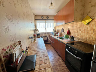  Appartement � vendre 5 pi�ces 93 m�