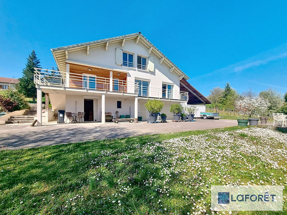 Maison Challex 8 pièce(s) 240 m2 utiles