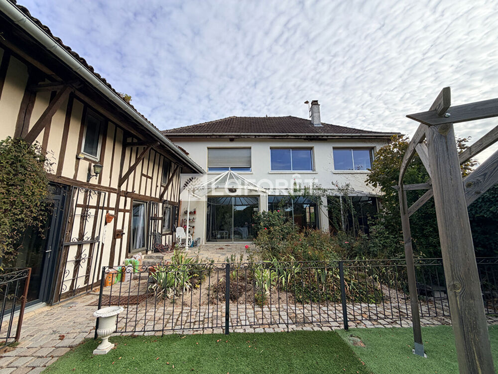 Vente Maison Maison type 7 Saint amand sur fion