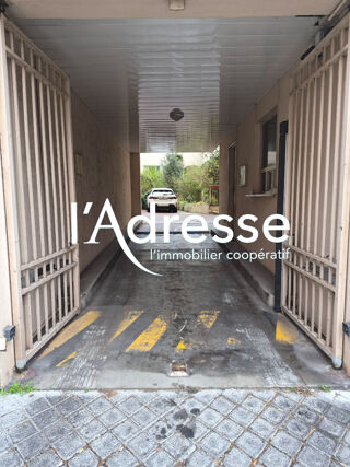  Parking / Garage � vendre 11 m�