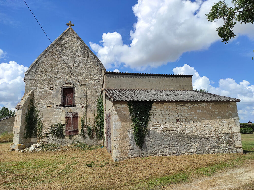 Vente Maison A vendre ancienne chapelle ISMH à restaurer 130 m2 à Civray Civray