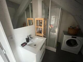  Appartement à louer 2 pièces 33 m²