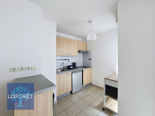  Appartement à louer 2 pièces 44 m²