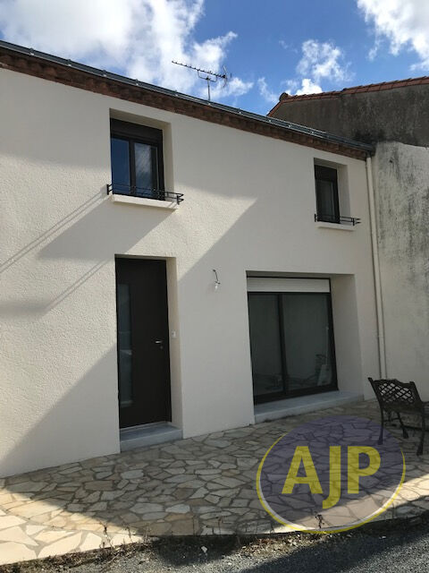   MAISON 2CH A LOUER Maison - 4 pi�ce(s) - 93 m�