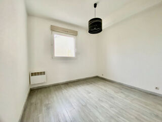  Appartement à louer 3 pièces 64 m²