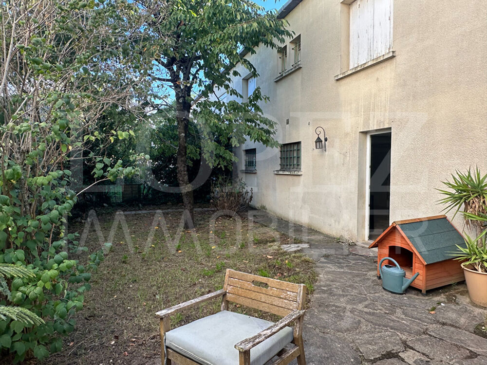 Maison Aussillon jardin garage
