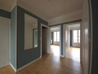  Appartement à louer 3 pièces 51 m²