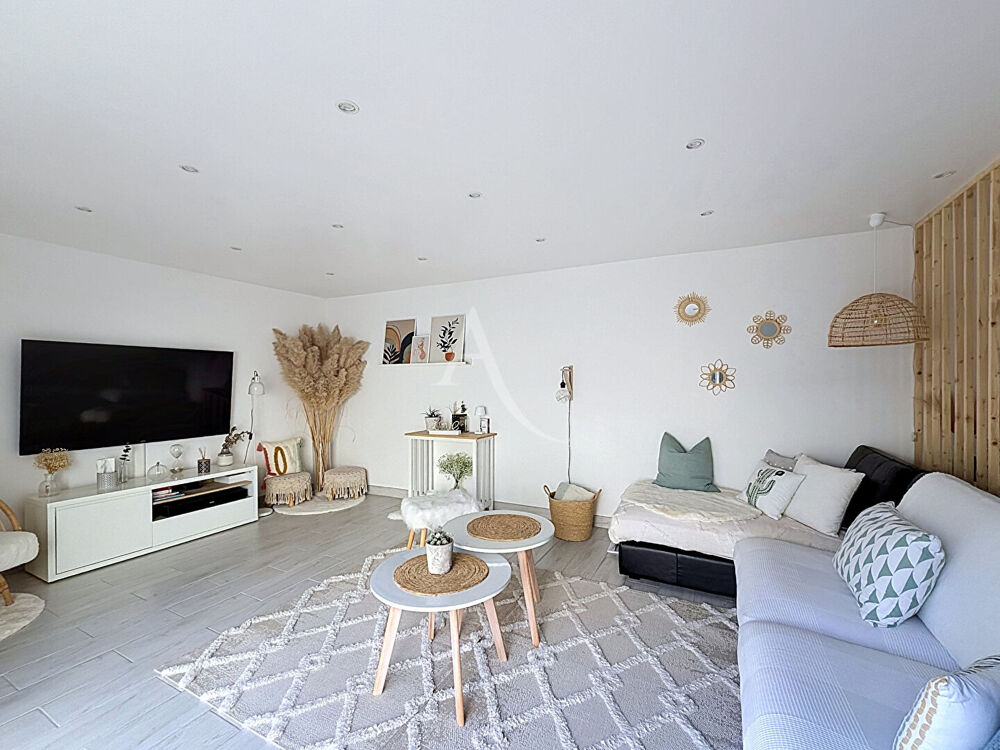 Vente Maison Maison à Varreddes de 140 m2 (180 au sol) - 3 chambres (possibilité 4 ou 5) - 1 salle de bains et 2 salles d'eau - grande terras Varreddes
