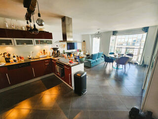  Appartement à louer 4 pièces 81 m²