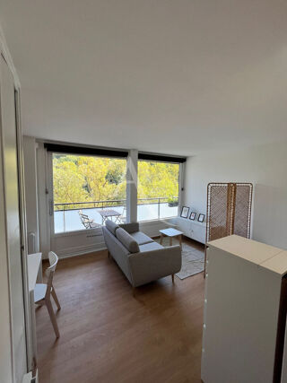  Appartement à louer 1 pièce 24 m²