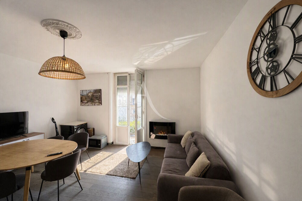 Appartement T4 meublé - 82 m² - Centre-ville / Ruban Bleu
