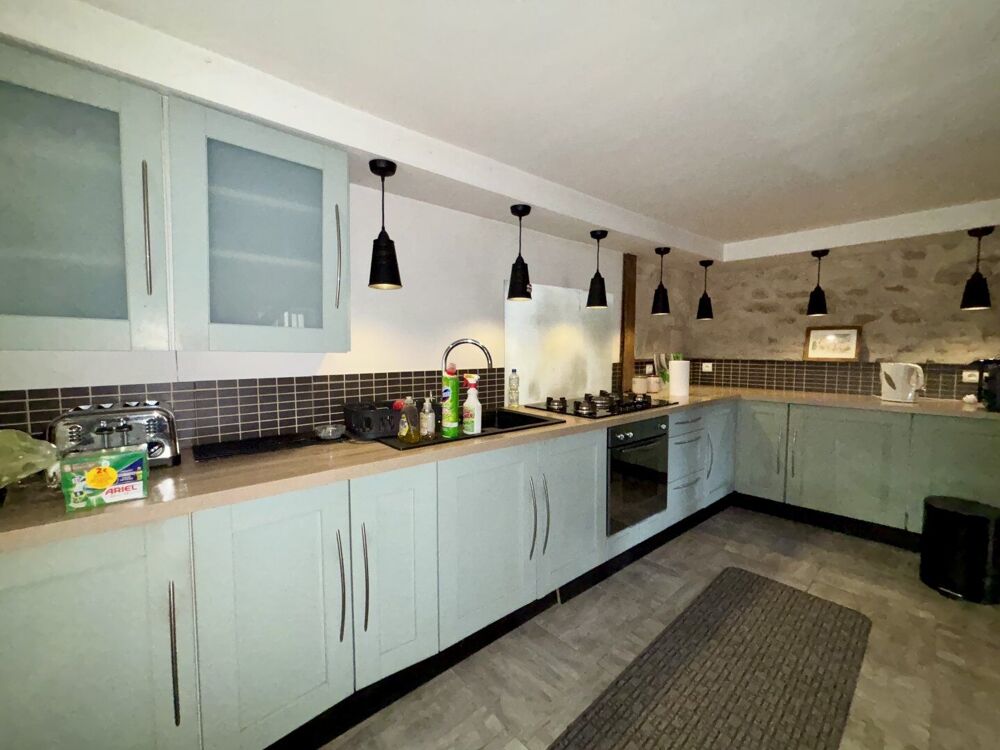 Belle Maison en Pierre Rénovée de 3 Chambres, située dans l'un des Plus Beaux Villages de France