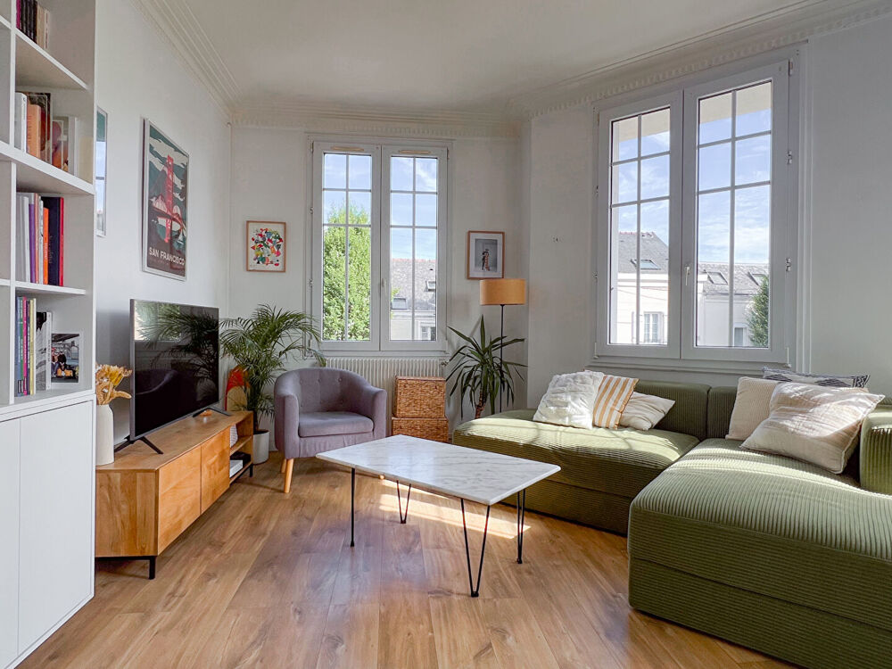 A vendre - Appartement T3 rénové de 65 m² dans petite copropriété avec charme des années 30, cave et jardin partagé "Angers Past
