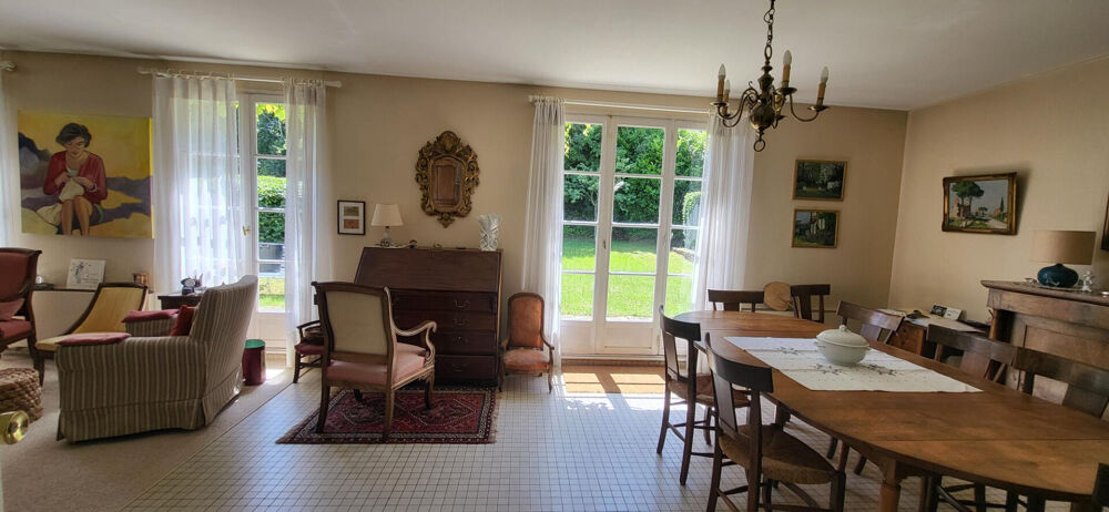 Vente Maison Maison  8 pièce(s) 173 m2 Sautron