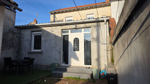   Maison de ville 80m� - Roanne - Proche commerces et bords de loire Maison - 4 pi�ce(s) - 80 m�