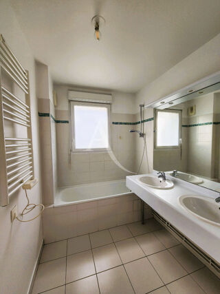  Appartement � vendre 3 pi�ces 69 m�