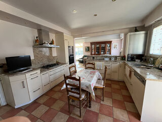  Maison � vendre 9 pi�ces 262 m�