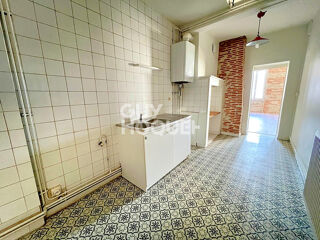  Appartement à louer 2 pièces 64 m²