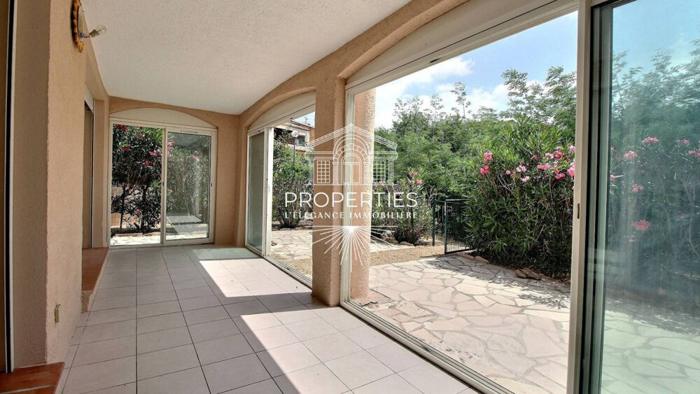 BORMES - T3 RENOVE - REZ-DE-JARDIN - LOGGIA - PISCINE - PARKING