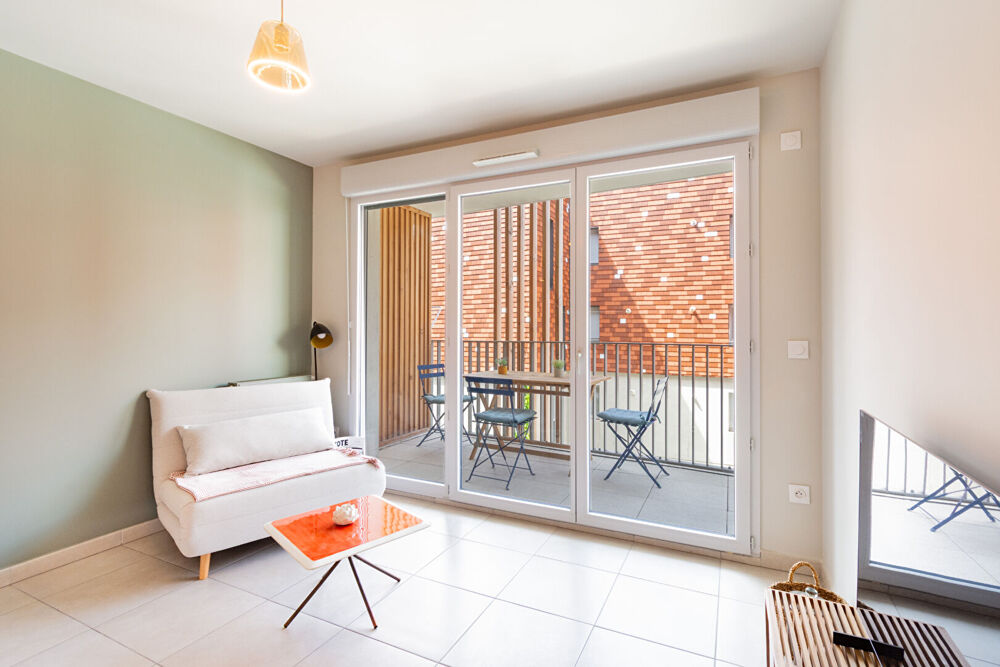 Vente Appartement Beau T2 NEUF  (2021) avec terrasse et parking possible. Marseille 2