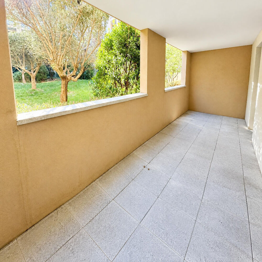 Vente Appartement AIX LA DURANNE - Type 2 avec terrasse et parking Aix en provence