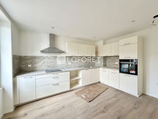  Appartement � louer 4 pi�ces 80 m�