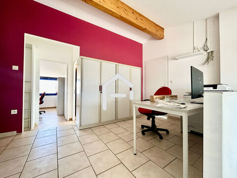   A louer : Local professionnel de 75 m2- Pont Jumeaux / Barrières de Paris 