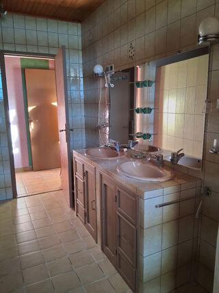  Maison � vendre 5 pi�ces 227 m�