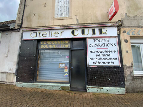 Local commercial secteur Croix-Men&eacute;e - 48m&sup2; + annexes 420 71200 Le creusot