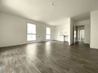  Appartement à louer 4 pièces 85 m²