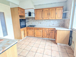  Maison � vendre 8 pi�ces 179 m�