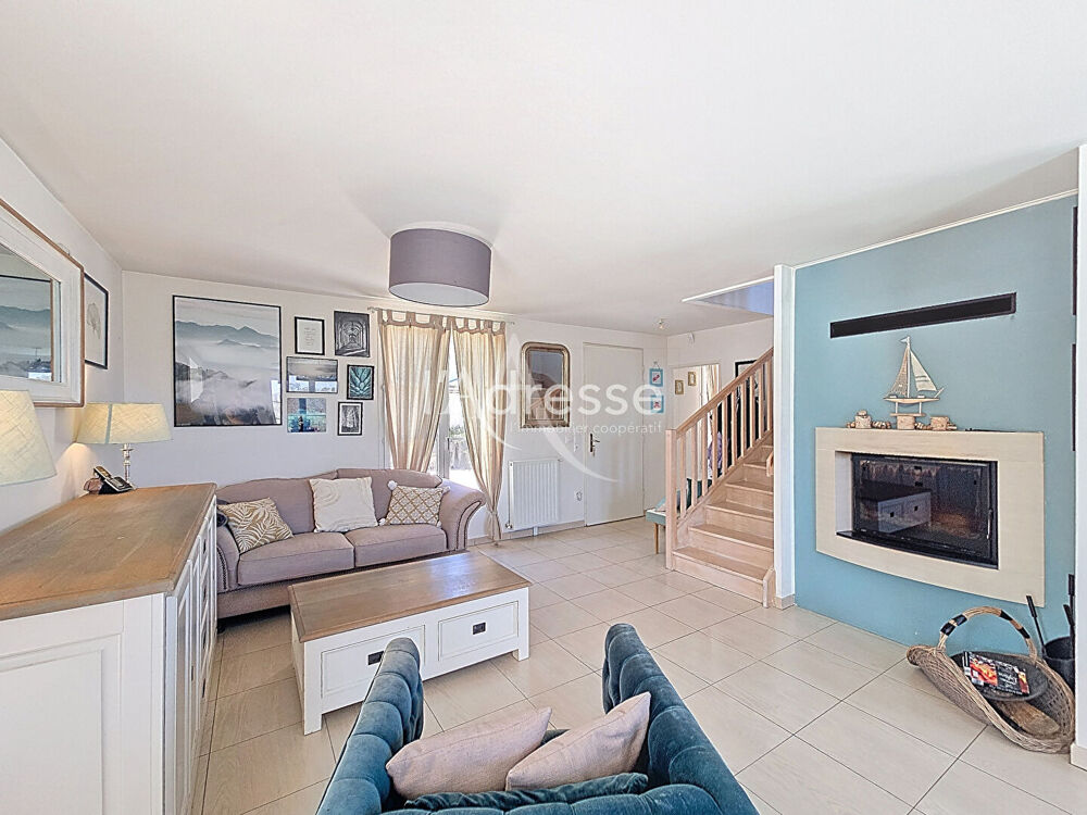 � vendre  Maison Magny-le-Hongre (77700)