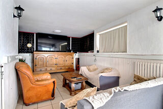  Maison à vendre 13 pièces 265 m²