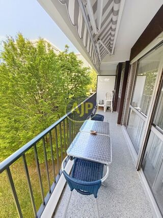  Appartement à louer 4 pièces 84 m² Merignac