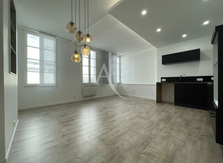  Appartement à louer 3 pièces 88 m²