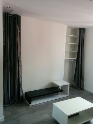  Appartement à louer 1 pièce 21 m²