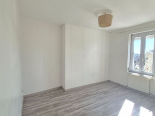  Appartement � vendre 4 pi�ces 80 m�