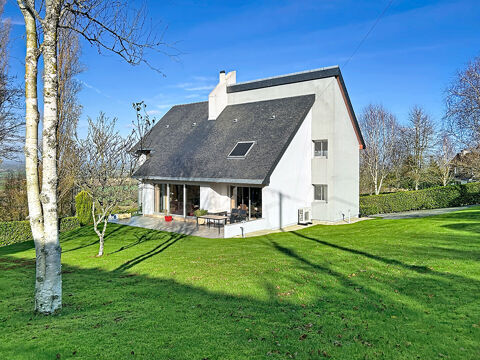   Maison d'architecte, 4 chambres et vie de plain pied, sur sous-sol, Gouezec Maison - 6 pi�ce(s) - 185 m�