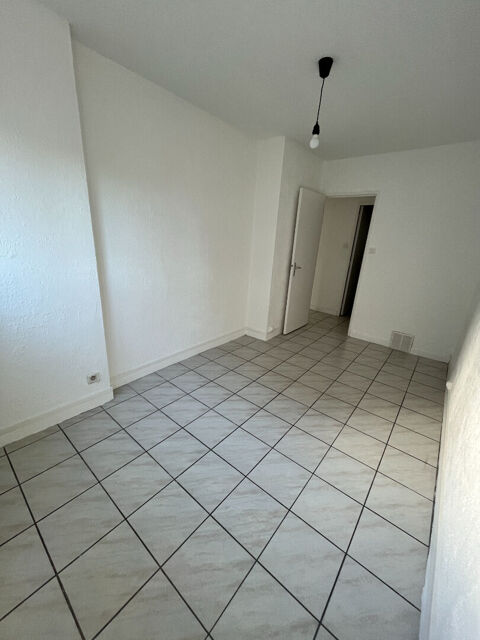  Appartement  louer 3 pices 67 m