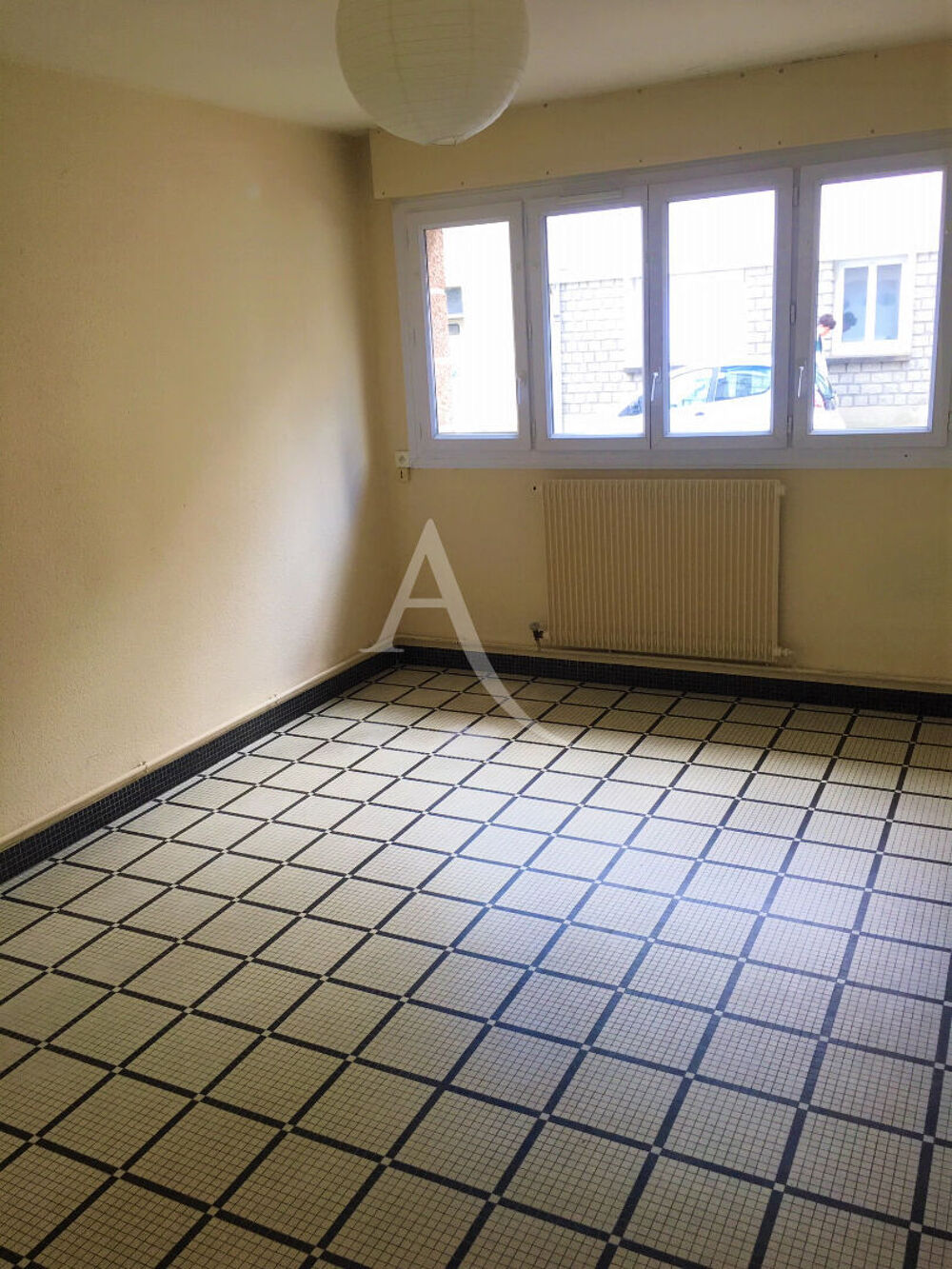 Appartement 1 pièce 28 m² · à La Roche sur Yon · 28 m² · 87 700 €