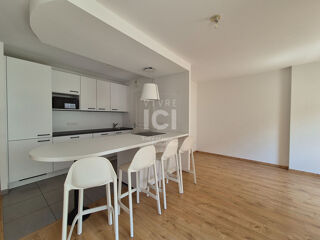  Appartement à louer 3 pièces 63 m²