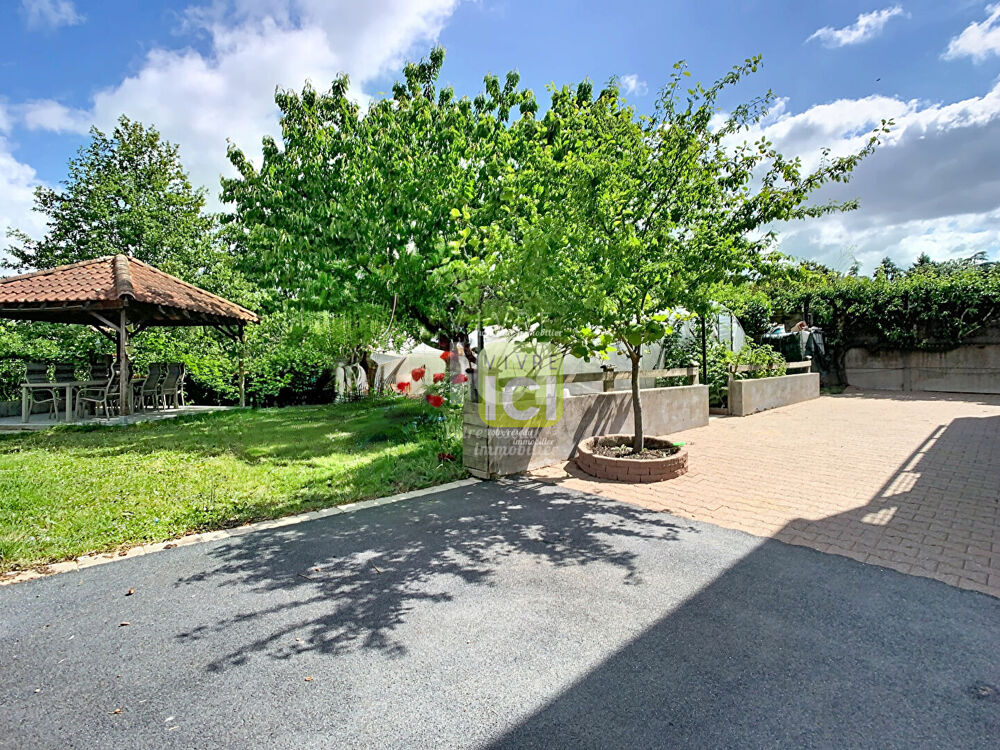 Vente Maison Maison Cholet 5 pièce(s) 108 m2 Cholet