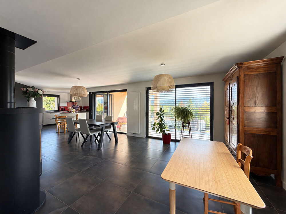 Vente Maison Maison Lons-Le-Saunier 8 pièces / 5 chambres / bureau / 172 m² Lons le saunier