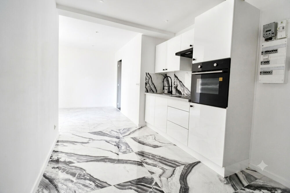 Vente Appartement F2 avec cuisine aménagée et équipée 45m2 Frais de notaire réduits Bezons