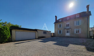  Maison à louer 6 pièces 182 m²