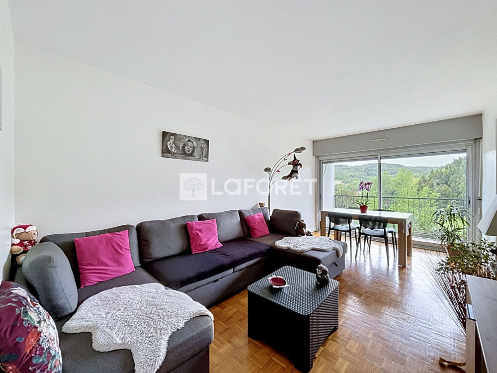 Appartement Vals Pres Le Puy 4 pièce(s) 80 m2 / GARAGE / BALCON / CAVE