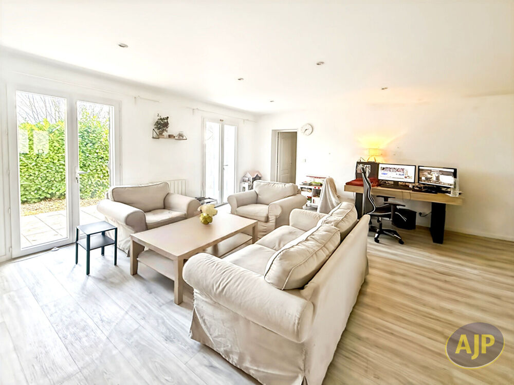 Maison Carbon Blanc 4 pièce(s) 107 m2